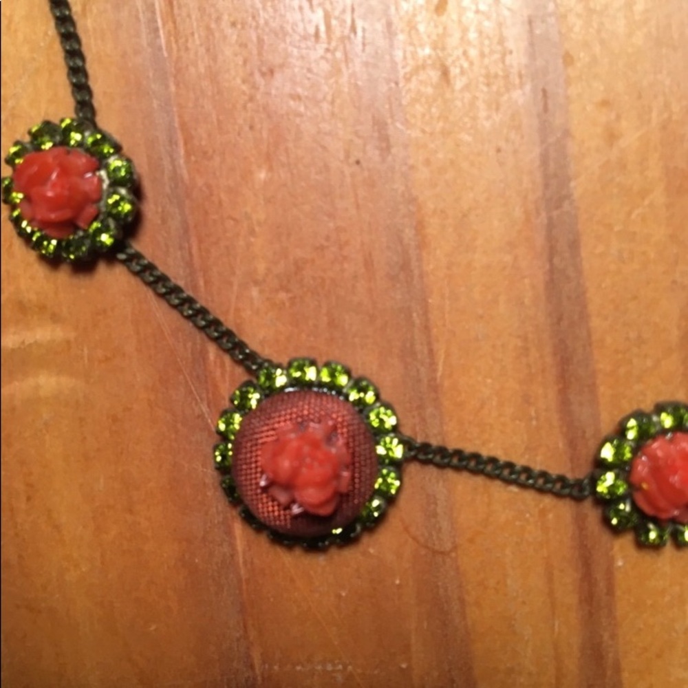 Exquisite Les Nereides Necklace